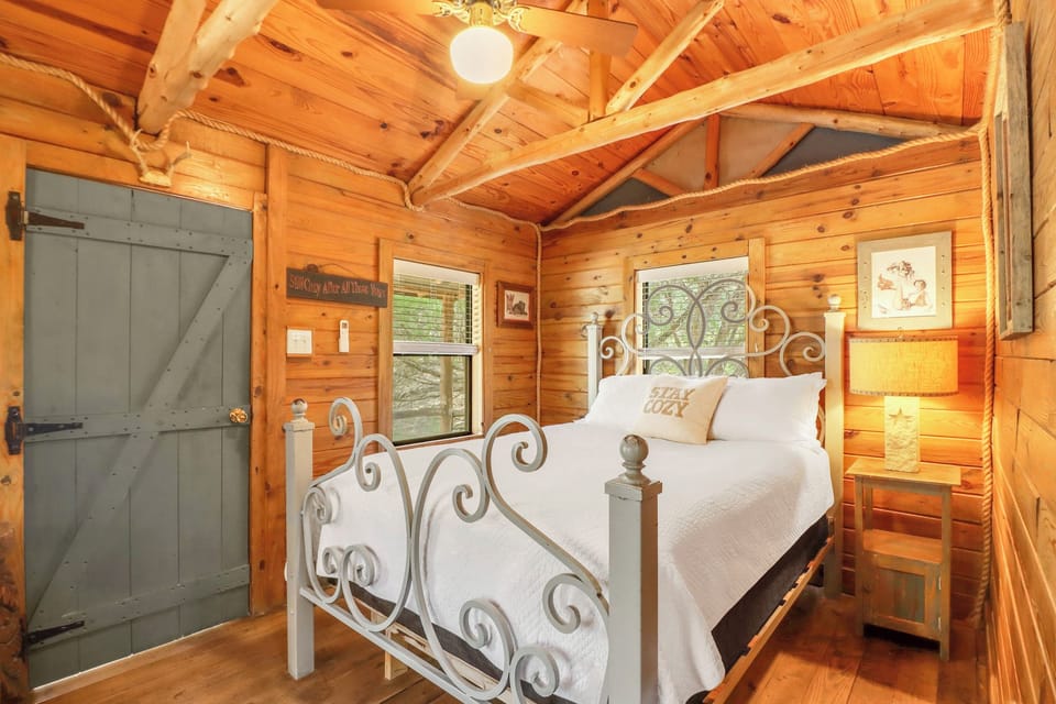 Queen bed