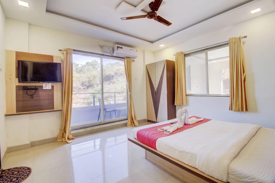 Super Deluxe AC Room | Free WiFi