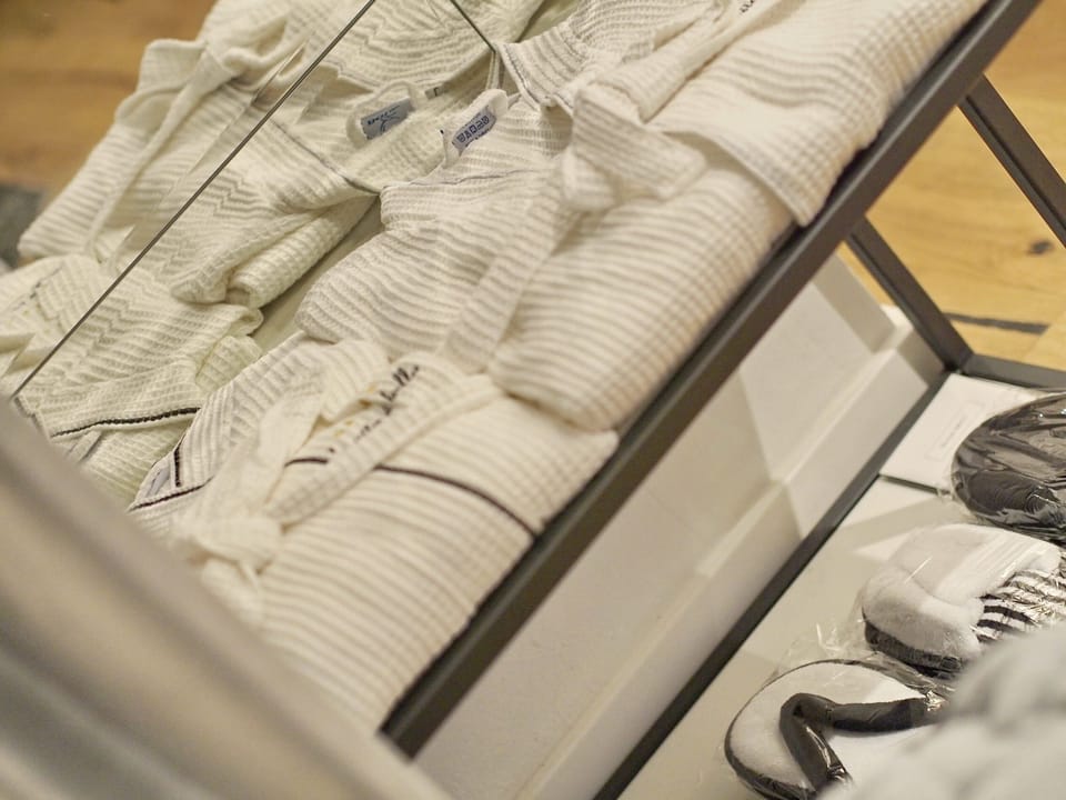 Deluxe Double Room (1) | Room amenity