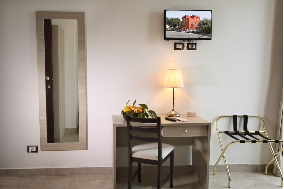 Superior Double or Twin Room, Balcony, Sea View | Room amenity