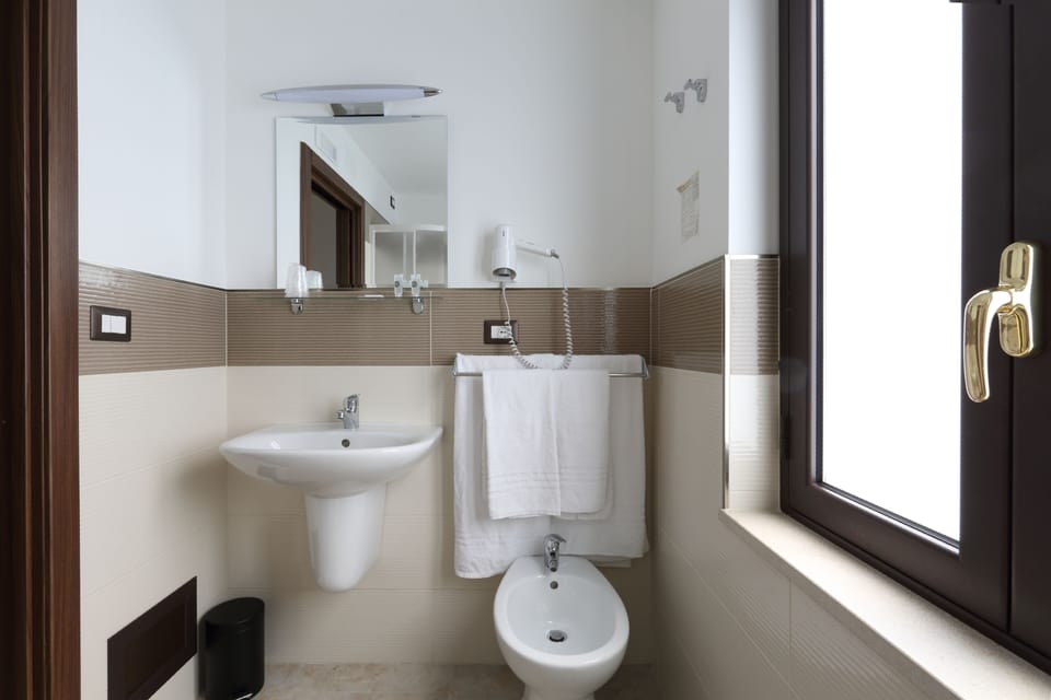 Superior Double or Twin Room, Balcony, Sea View | Bathroom | Shower, rainfall showerhead, hair dryer, bidet