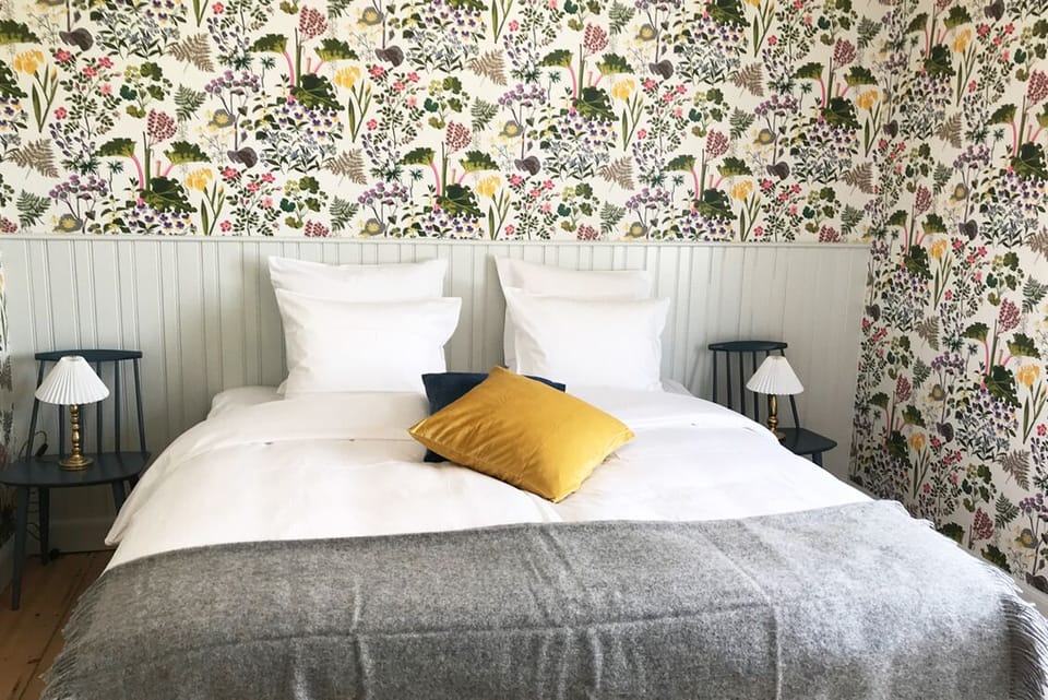 Small Double Room | Hypo-allergenic bedding, individually decorated, individually furnished