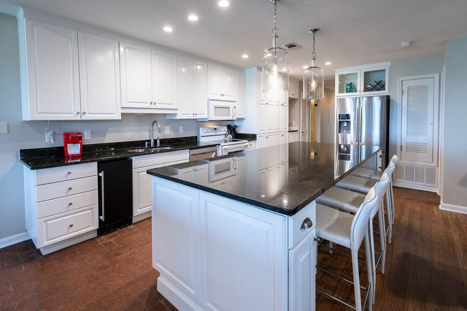 Kitchen (1)