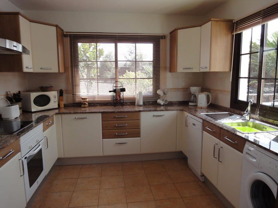 Fully equiped kitchen