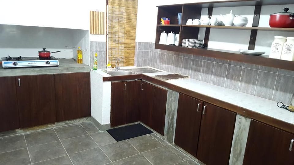 Classic Villa | Shared kitchen