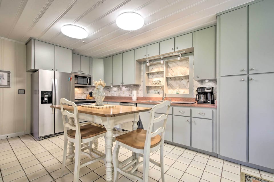 Kitchen | Cooking Basics | Island Seating | Drip Coffee Maker