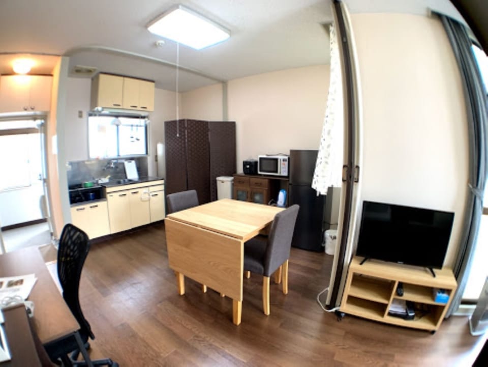 Apartment (202) | Living area | 32-inch flat-screen TV with digital channels, LCD TV