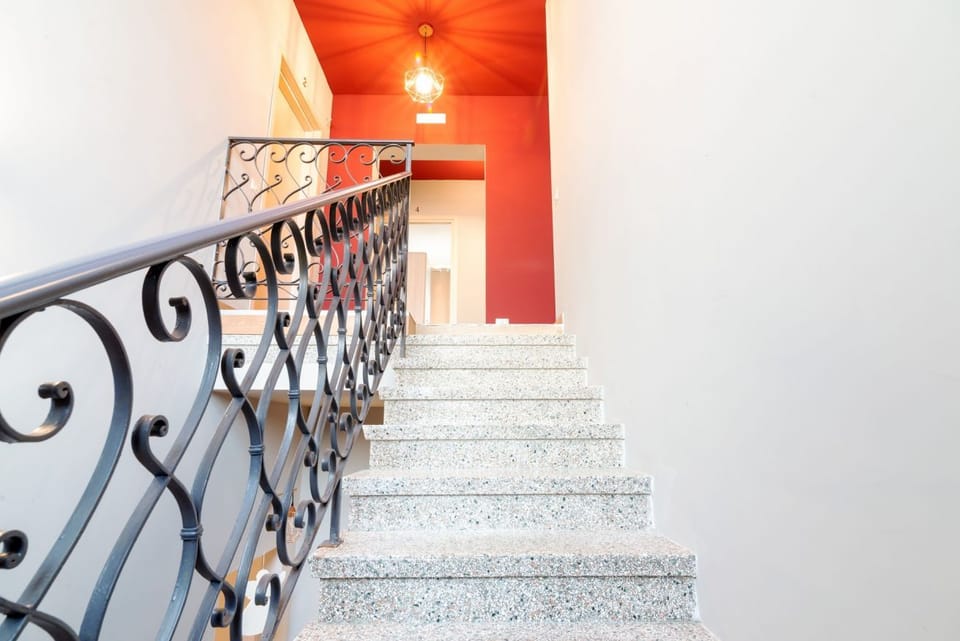 Spacious room with private bathroom is part of the San Vincenzo Rooms Guest House and is perfect for 2 guests. The accommodation is located in the renovated building in Vigonza, which is 10 minutes by car from the center of Padua and on the direct route  House in Padua