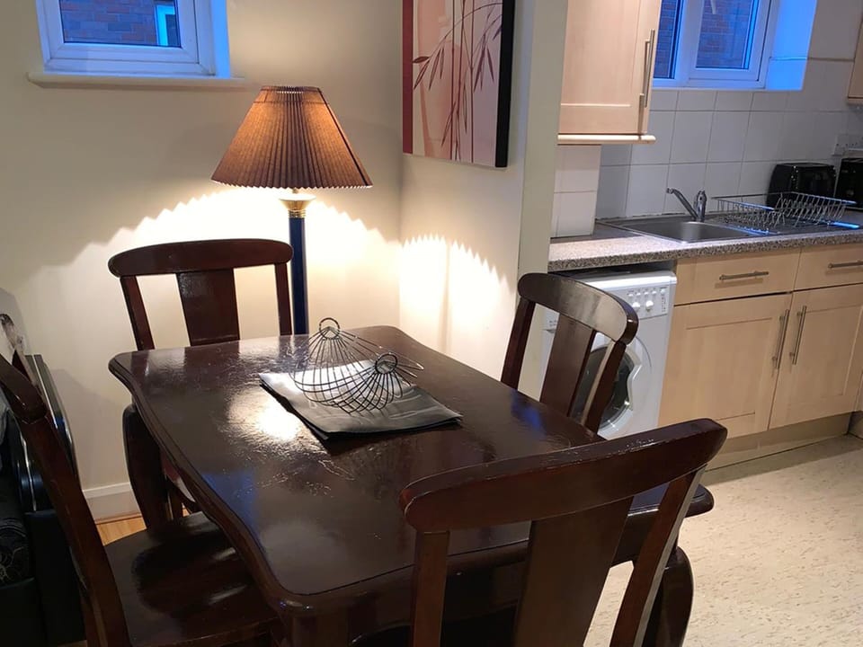 Apartment | In-room dining