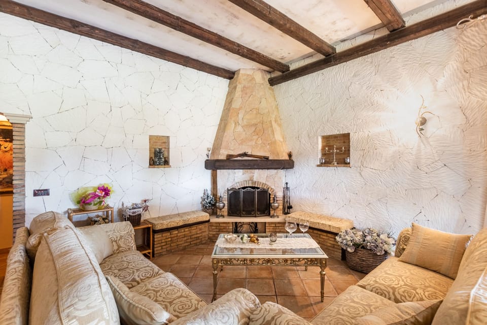 Luxury Villa | Living area | Flat-screen TV