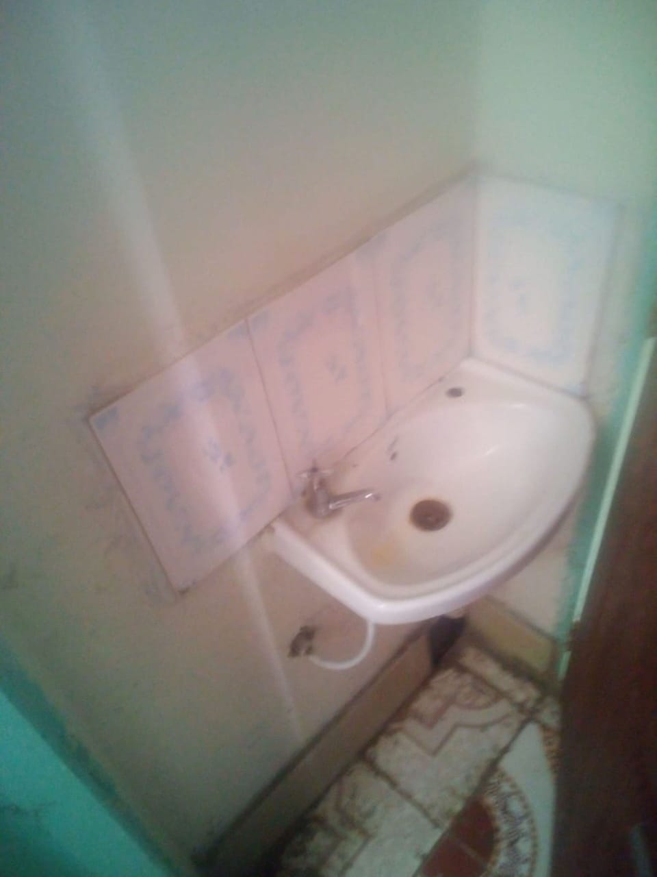 Double Room Single Use | Bathroom sink