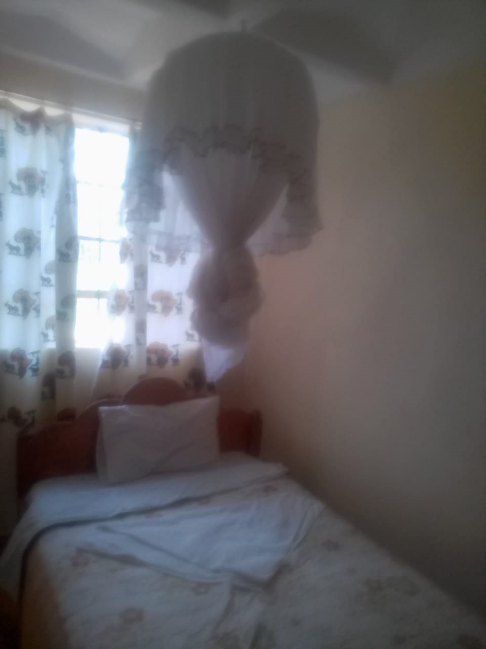 Single Room | Free WiFi, bed sheets