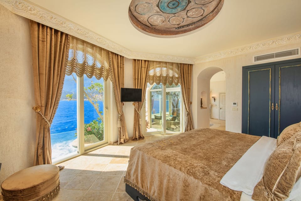 King Suit | View from room