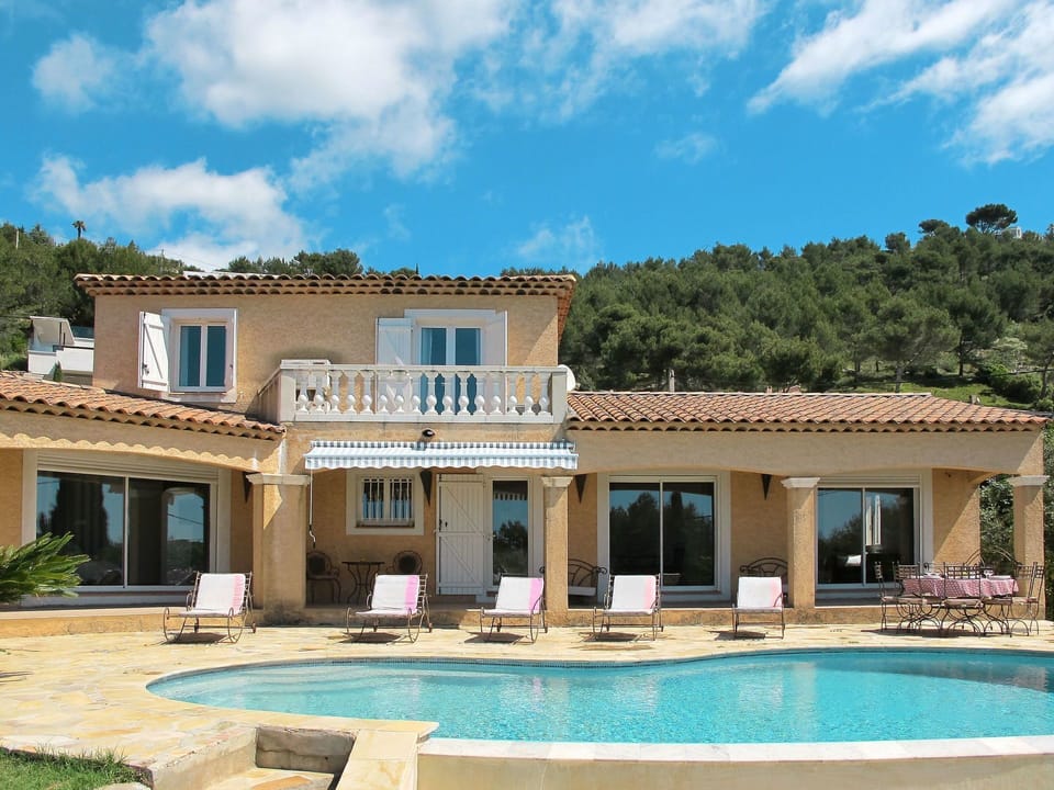 Property, House, Building, Home, Real Estate, Swimming Pool, Estate, Villa, Residential Area, Mansion