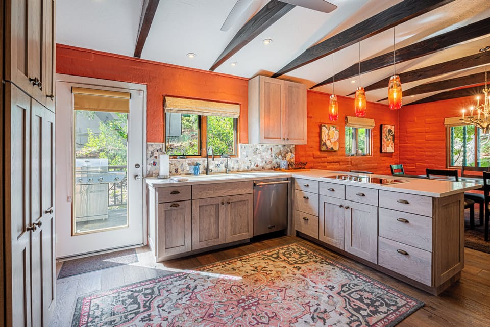 Fully Equipped Kitchen with Access to Back Deck