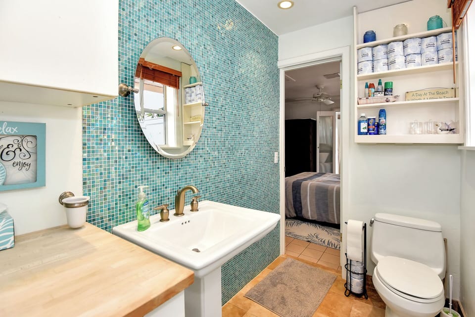 Jack and Jill bathroom