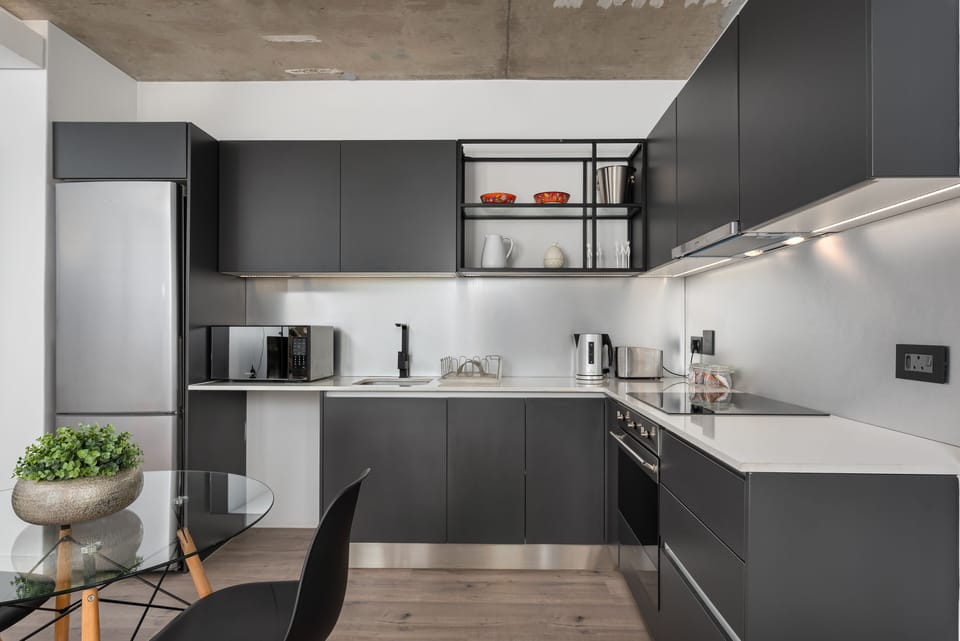 Luxury Apartment, 1 Bedroom | Private kitchen | Full-size fridge, microwave, oven, stovetop