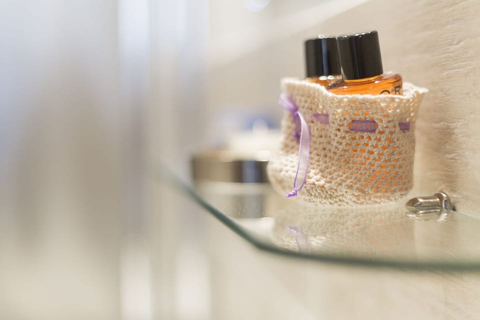 Standard Single Room | Bathroom amenities | Shower, free toiletries, hair dryer, bidet