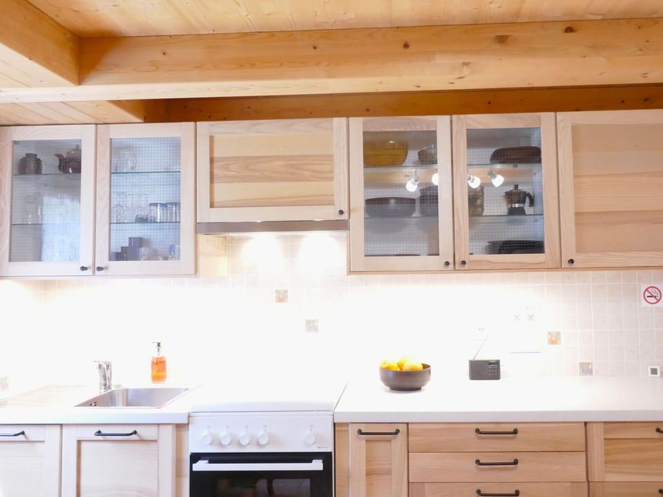 Wood, Cabinetry, Flooring, Furniture, Interior Design, Kitchen, Countertop, Cupboard, Ceiling, Floor