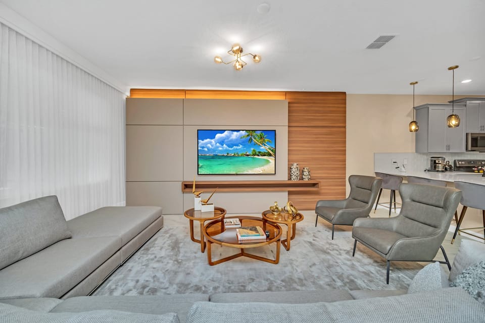 2826 Storey Cove_Storey Lake_12.jpg