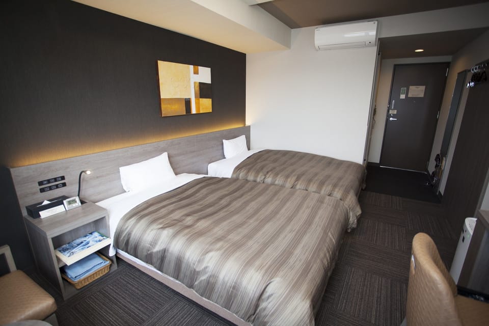 Desk, blackout drapes, iron/ironing board, free WiFi