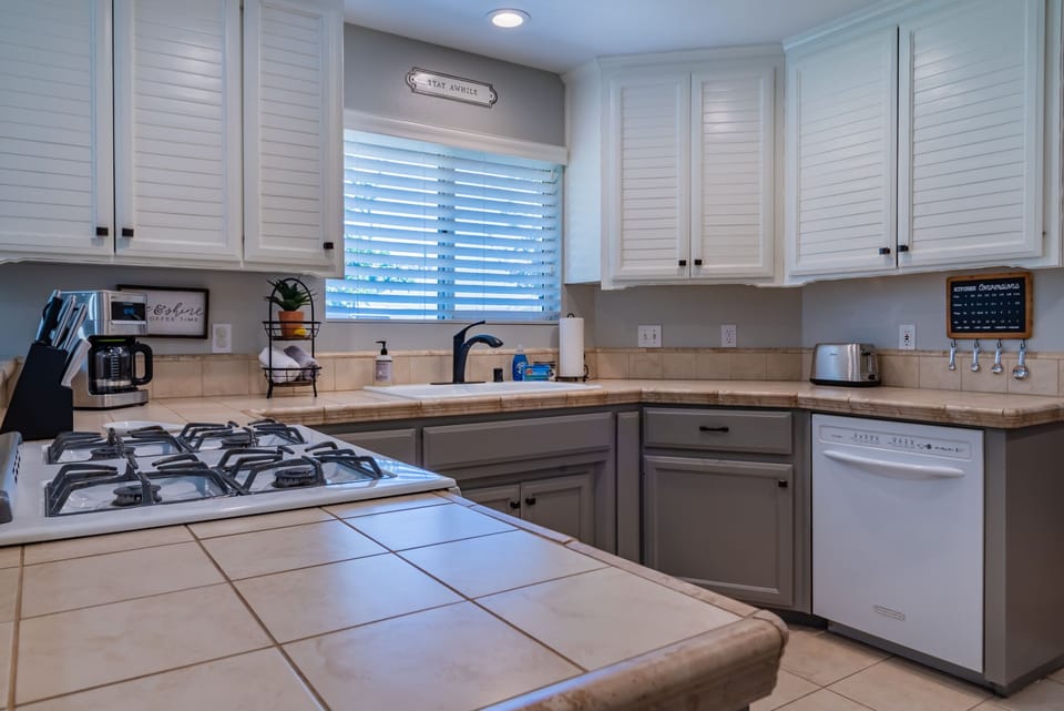 Naturally Lit, Well Appointed Kitchen