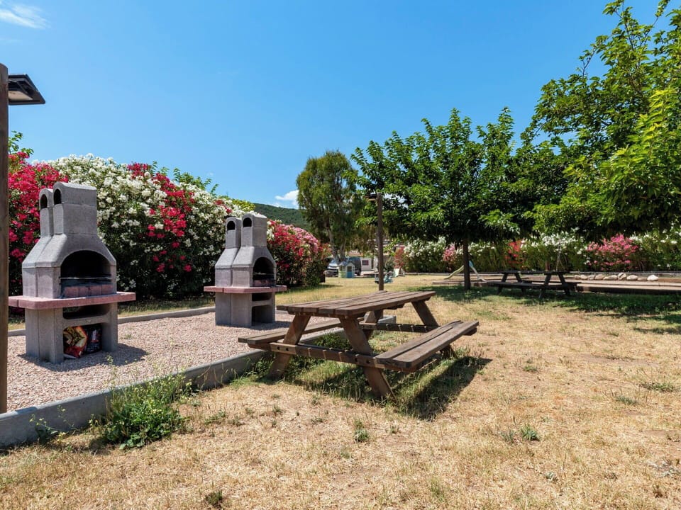 Landscape, Garden, Shade, Landscaping, Yard, Park, Outdoor Structure, Walkway, Bench