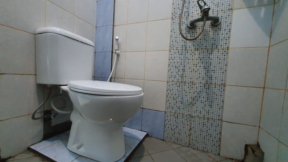 Double Room | Bathroom | Shower, towels
