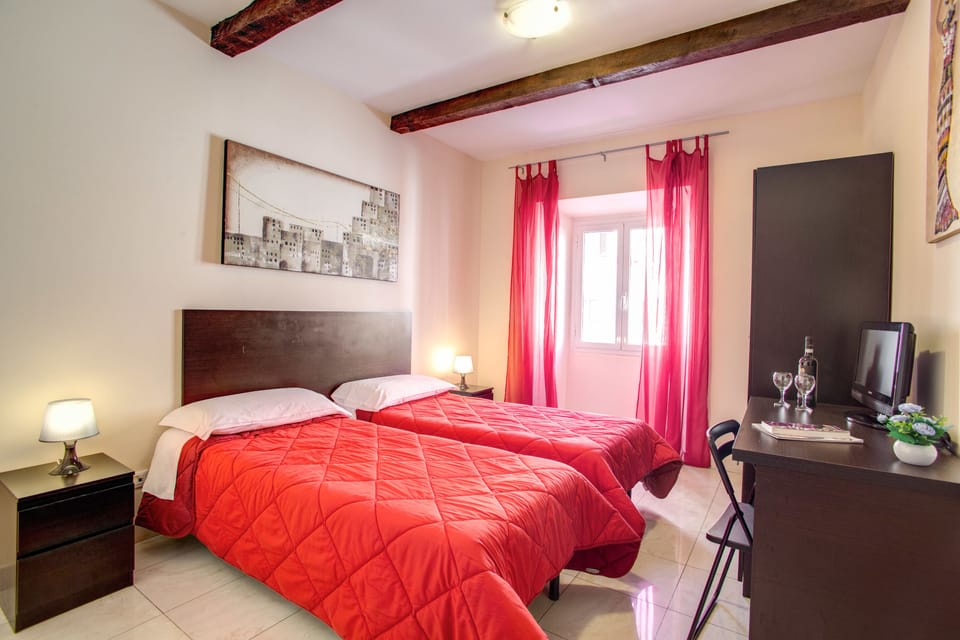 Frette Italian sheets, in-room safe, desk