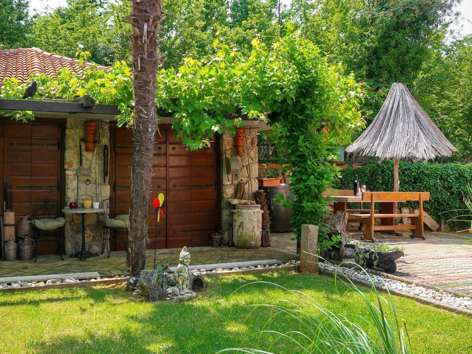 Property, Yard, House, Building, Cottage, Tree, Hut, Backyard, Grass, Home