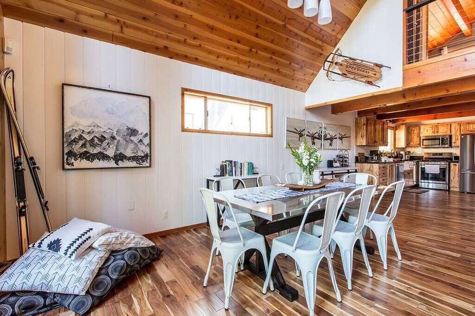 Dining table fits everyone!