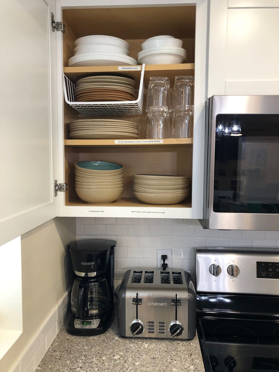 Plenty of melamine dishes and cups for outdoor use on the patio