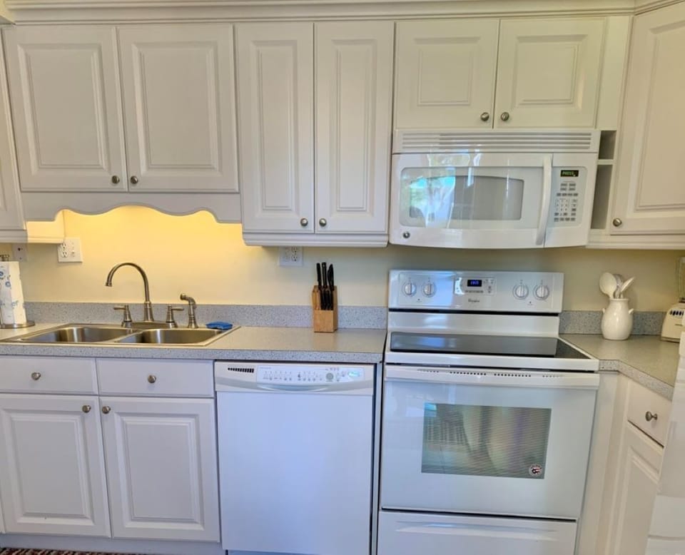 Kitchen to prep your meals.