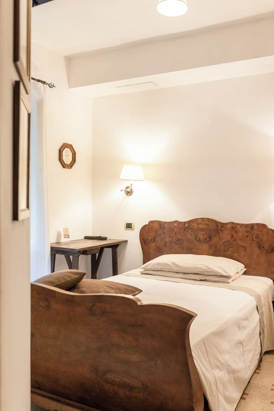Standard Single Room | Laptop workspace, soundproofing, free WiFi, bed sheets