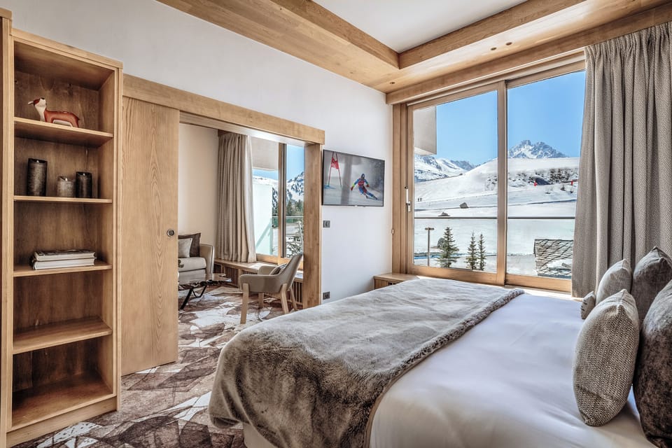 Suite (Annapurna) | Desk, soundproofing, iron/ironing board, free WiFi