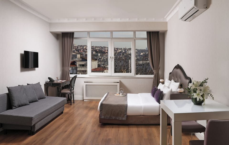 Family Studio | City view