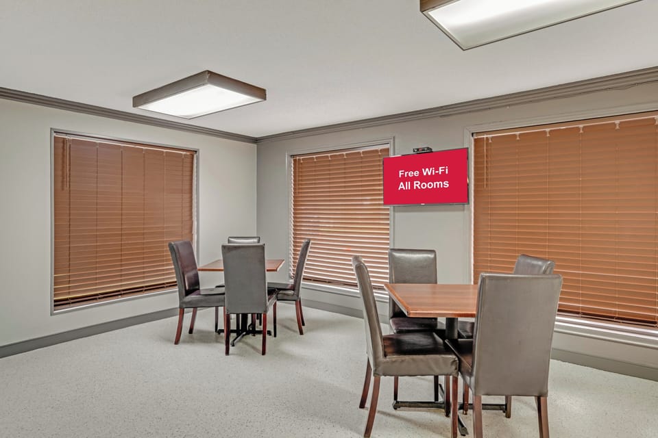 Free daily full breakfast