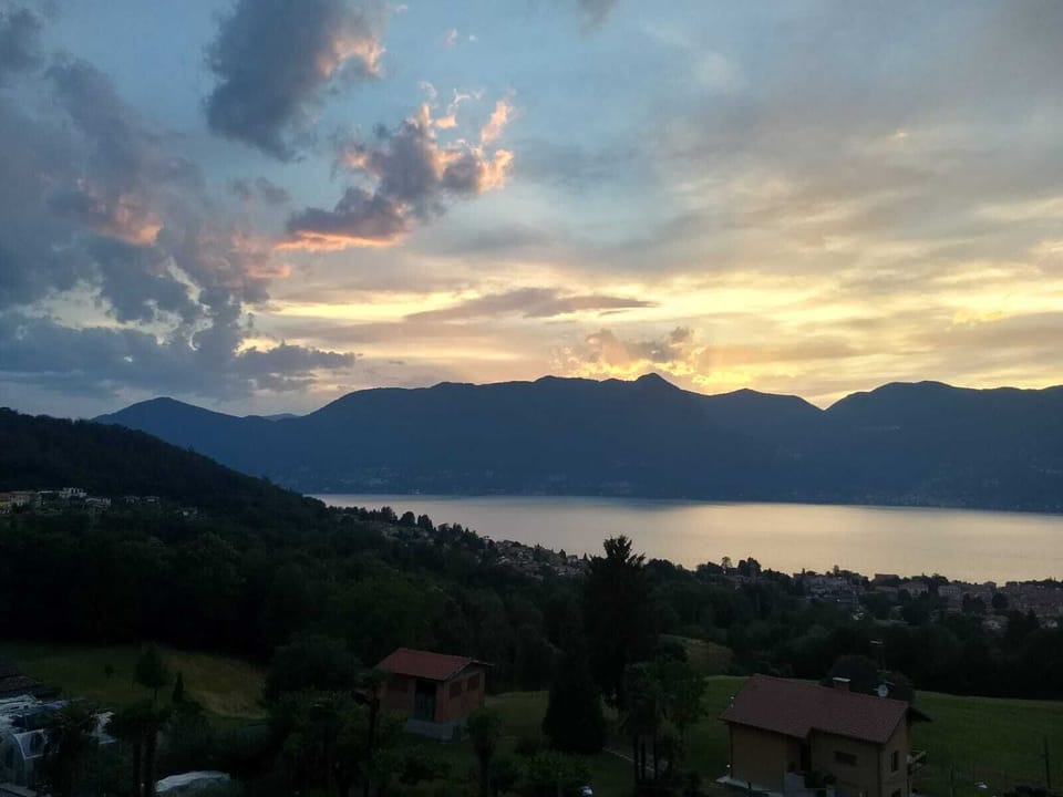 Lake Maggiore - Luino Apartment in Lombardy