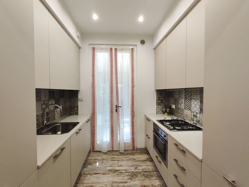 Cabinetry, Countertop, Property, Sink, Tap, Kitchen Sink, Wood, Kitchen, Interior Design, Flooring