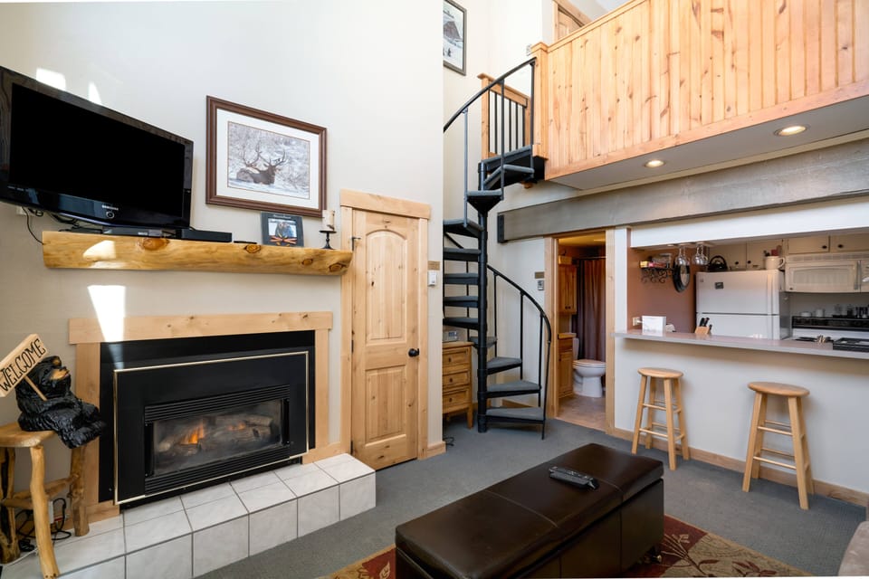 Living Space View to Loft