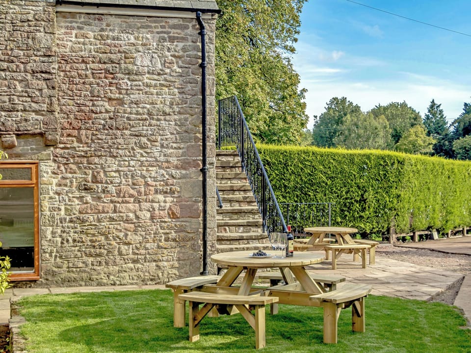 Peaceful sitting out area | The Chicken Coop - Hewelsfield Court, Hewelsfield, near Lydney