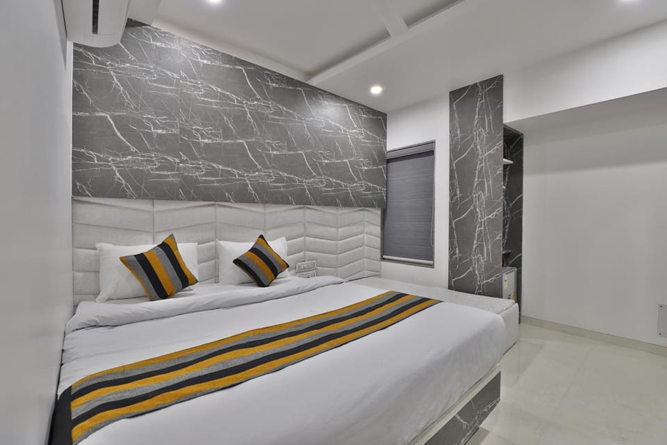 In-room safe, individually decorated, individually furnished, free WiFi