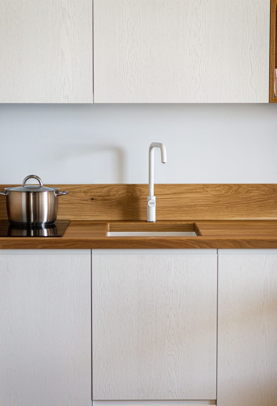 Superior Apartment, Sea View | Living area | Smart TV