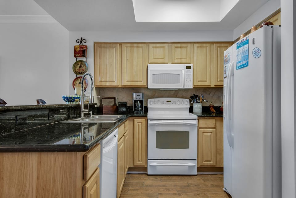 Kitchen has everything your chef will need