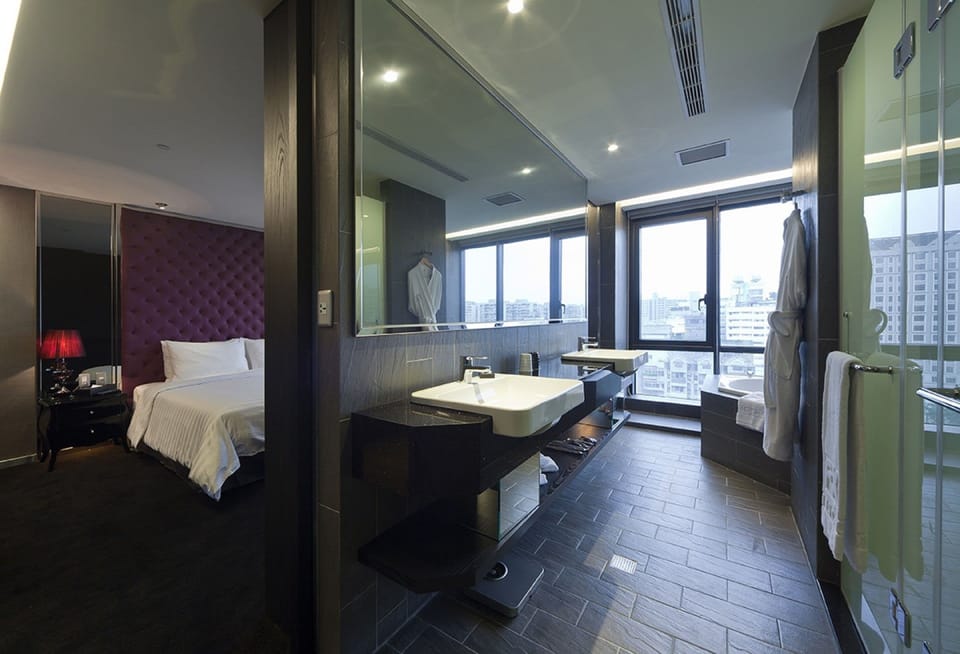 In-room safe, desk, blackout drapes, soundproofing