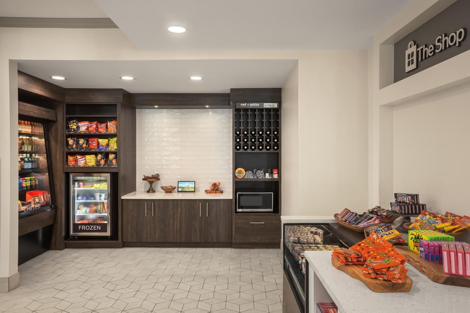 Snack bar