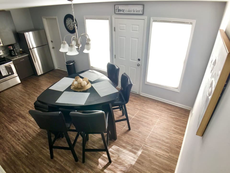 dining room. six 