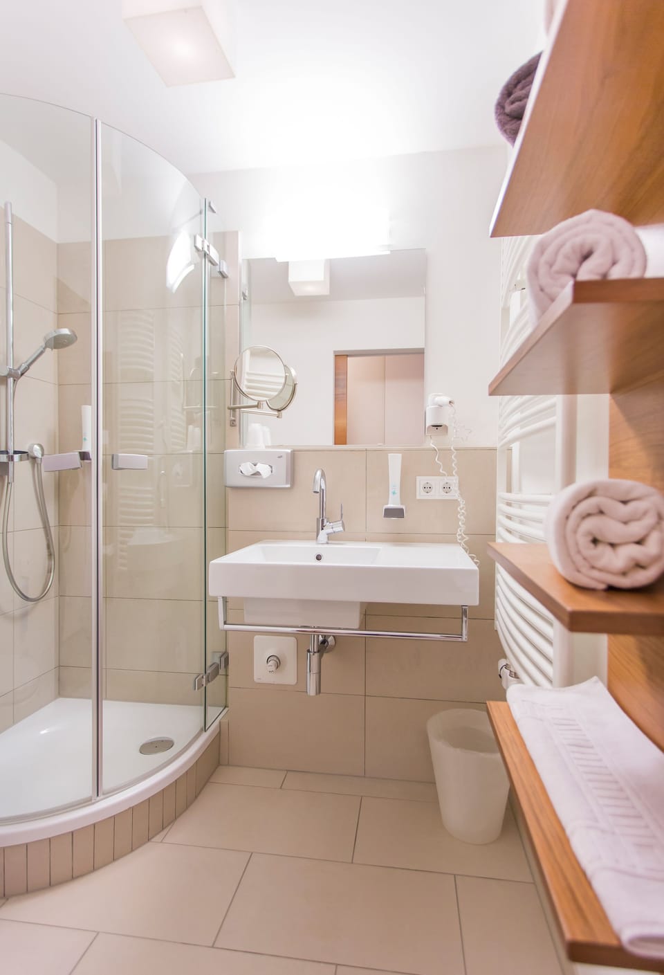 Separate tub and shower, free toiletries, hair dryer, slippers