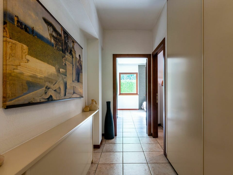 Picture Frame, Property, Building, Interior Design, Wood, Architecture, House, Art, Floor, Flooring
