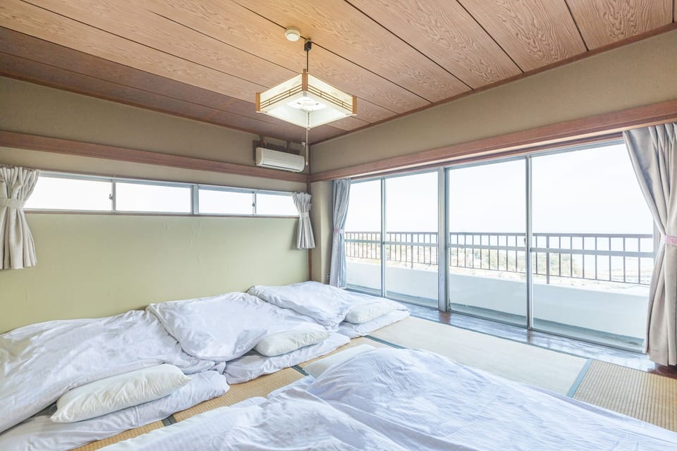 Japanese Room- Quintuple | Free WiFi